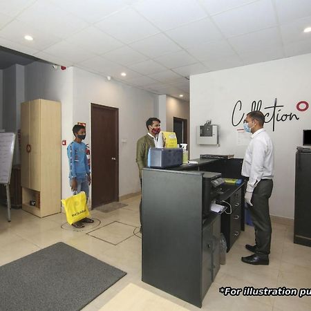 Collection O 83775 Hotel 4King Surat Exterior foto