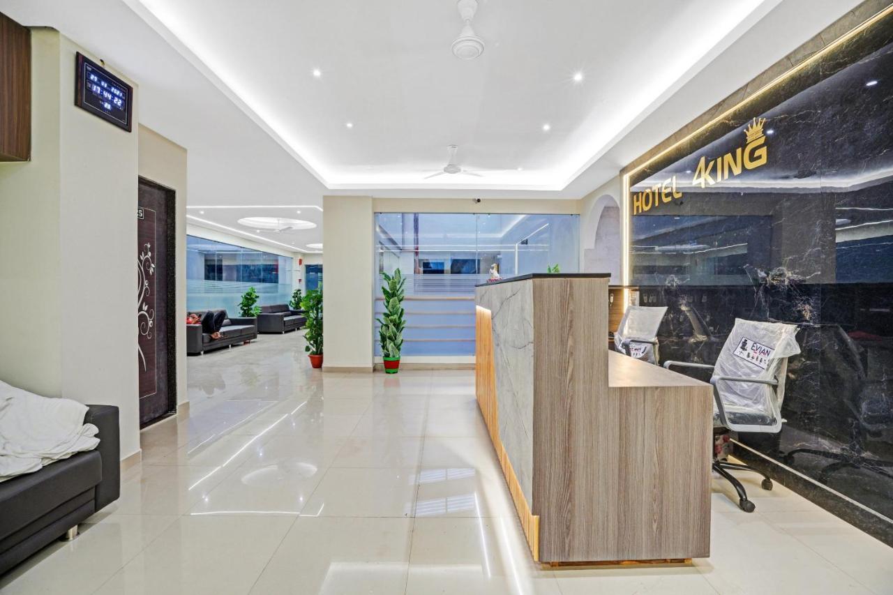 Collection O 83775 Hotel 4King Surat Exterior foto